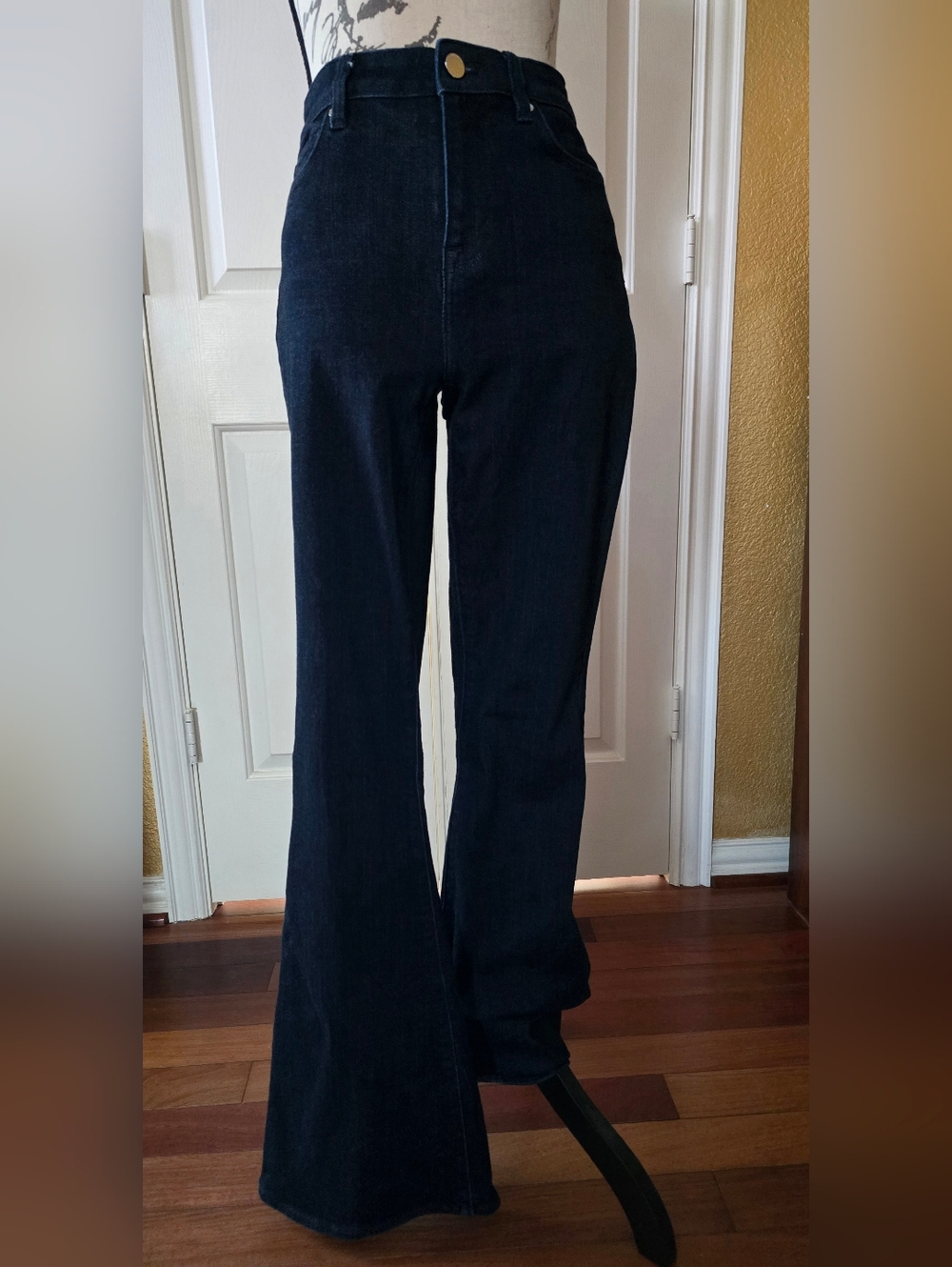 Elie Tahari Dark Navy High-Waist Flare Jeans Size 27